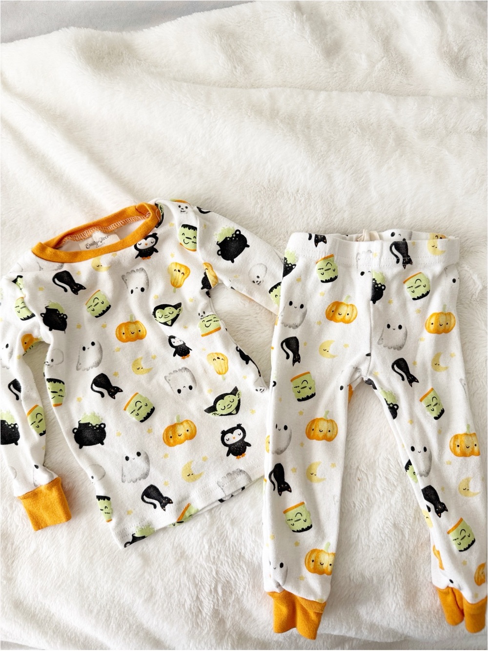 Emily & Oliver Halloween long sleeve organic cotton pajamas PJs set pumpkin 12 m